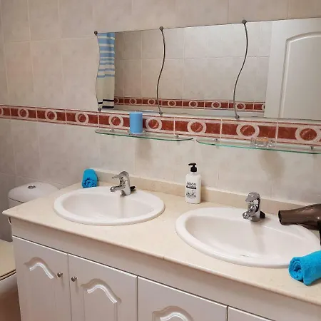 Roque Del Conde With Fantastic Sea View, Terrace, Pool, Wifi, Sat-tv, Garage Semesterbostad