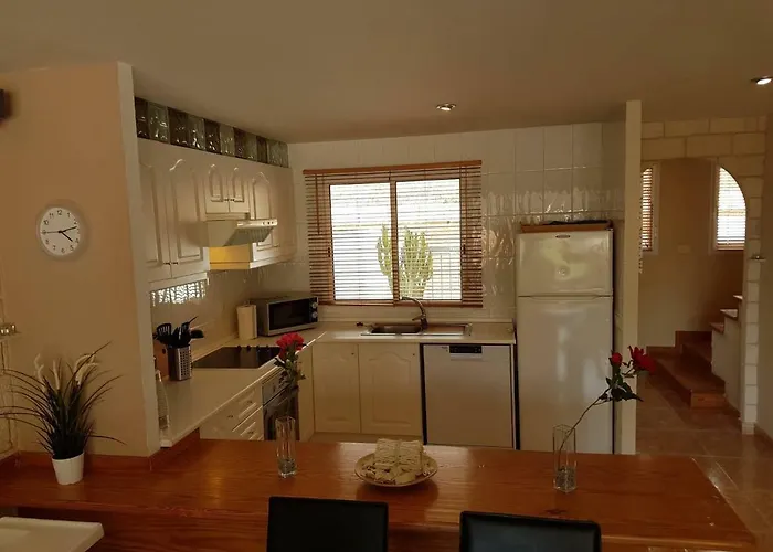 Feriehus Roque Del Conde With Fantastic Sea View, Terrace, Pool, Wifi, Sat-tv, Garage