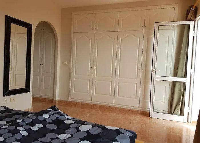 Roque Del Conde With Fantastic Sea View, Terrace, Pool, Wifi, Sat-tv, Garage Feriehus Costa Adeje (Tenerife)